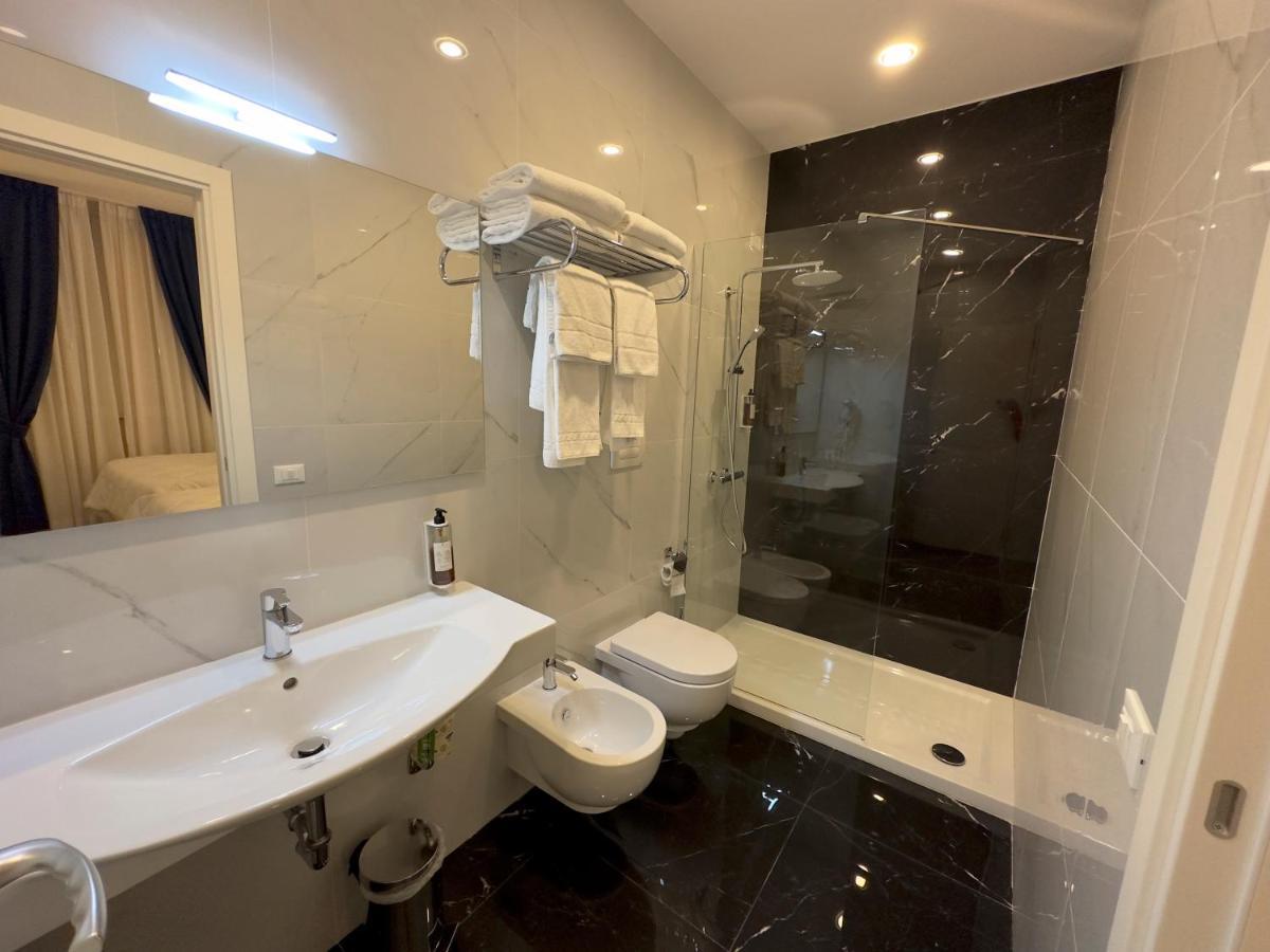 Hotel Smart Cruise Civitavecchia Εξωτερικό φωτογραφία